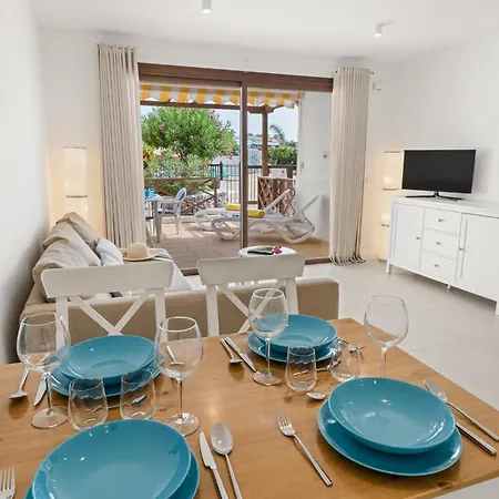 Apartment Obsidian Neptuno Seafront And Pool