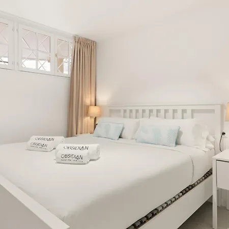 Apartment Obsidian Neptuno Seafront And Pool *